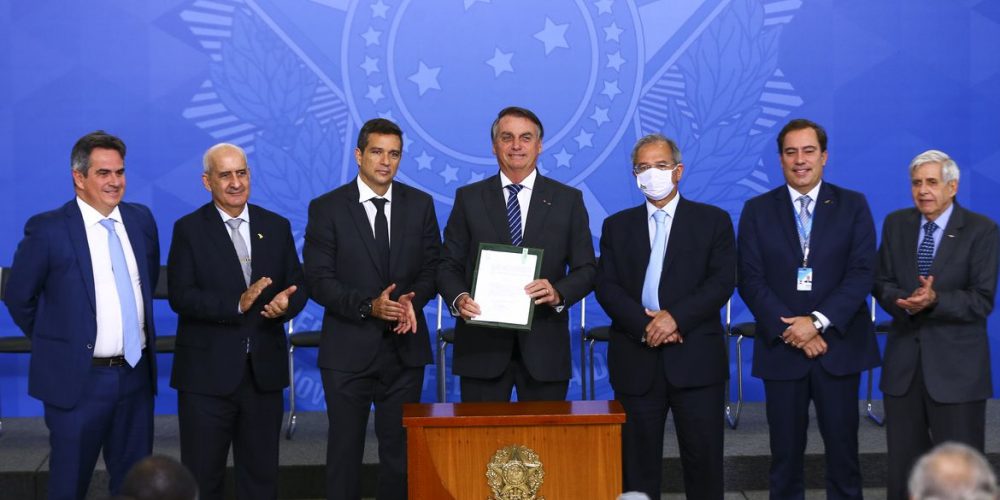 O governo federal lança o Novo Marco de Garantias em cerimônia no Palácio do Planalto com a presença do presidente Jair Bolsonaro.